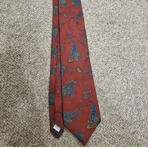 100% Silk Paisley Tie made in the USA - Picture 1 of 5